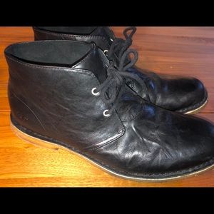 Men’s UGG Casual Dress Shoe. Size 12